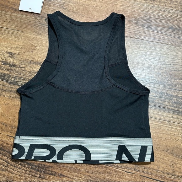 NWT Ladies NIKE PRO DRI-FIT Black Cropped Sleeveless Graphic Training Top XS - Picture 10 of 10
